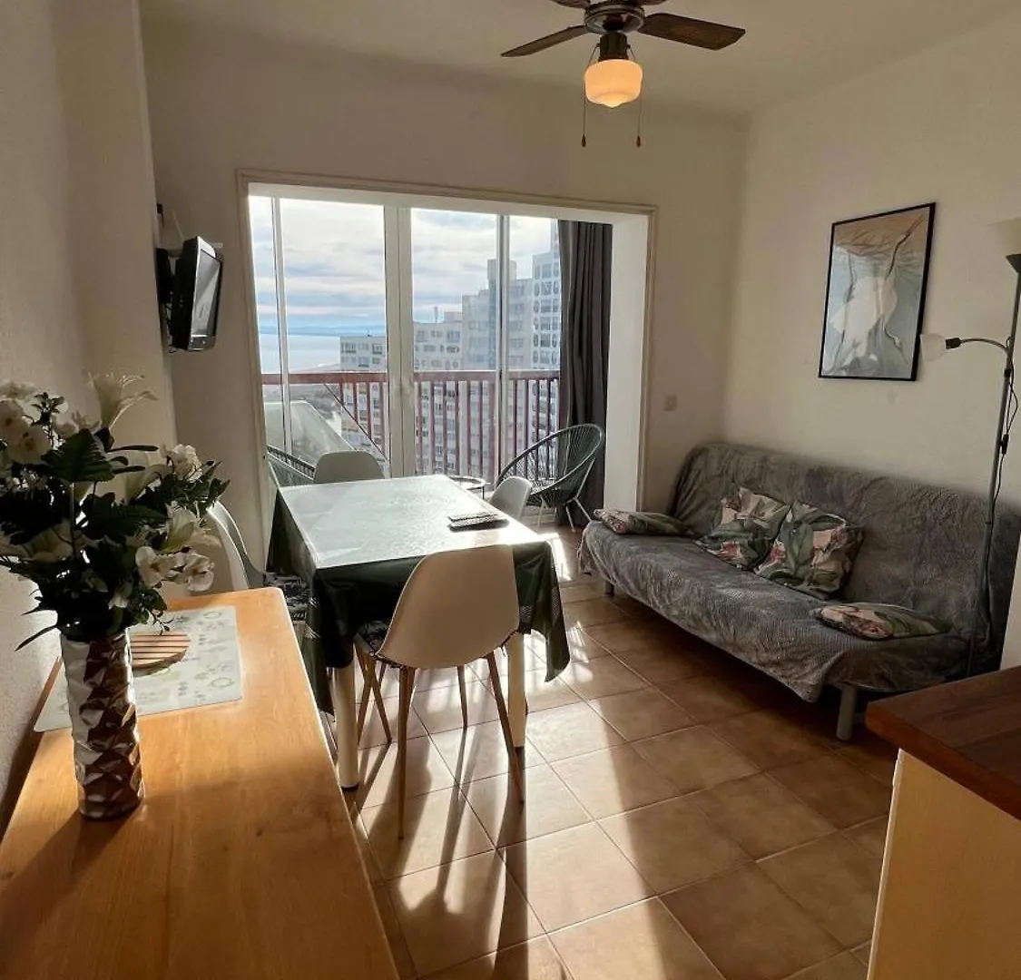 דירה אמפוריבראבה Bonito Apartamento Vista Mar Av-25