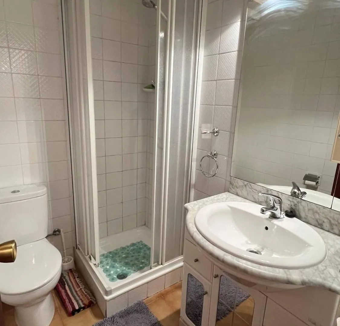 אמפוריבראבה Bonito Apartamento Vista Mar Av-25