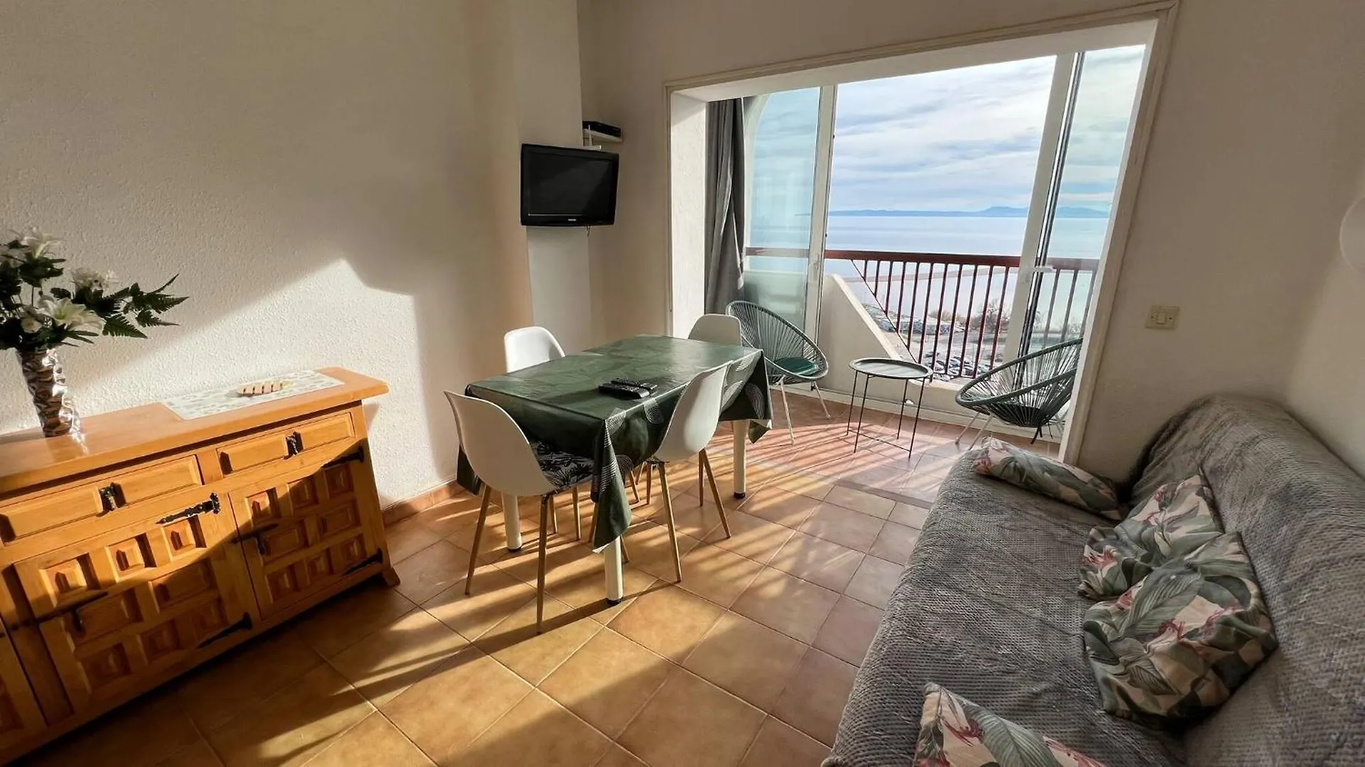 אמפוריבראבה Bonito Apartamento Vista Mar Av-25 ספרד