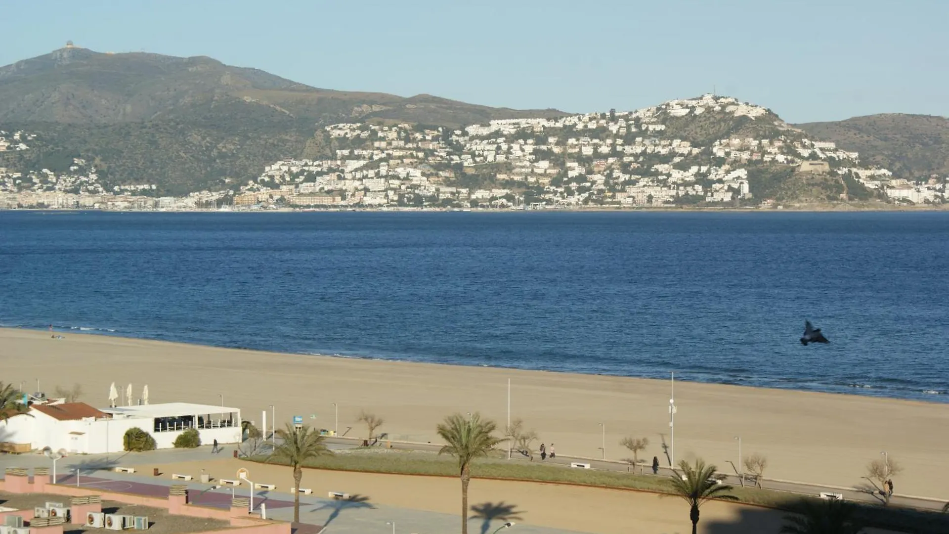 אמפוריבראבה Bonito Apartamento Vista Mar Av-25